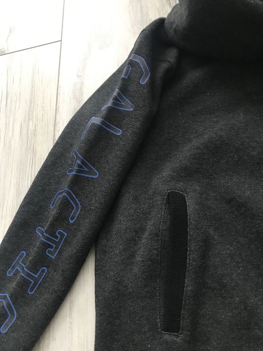 Ciepła bluza chłopięca rozmiar 128 j.nowa