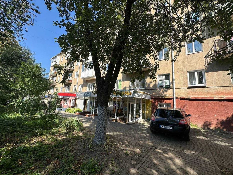 Продам Приміщення Центр  Фасад 49500 у.о. Без Комісії