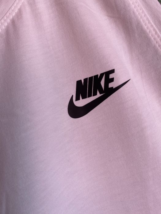 Майка новая NIKE
