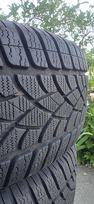 Opony zimowe Dunlop SP Winter Sport 235/55/17