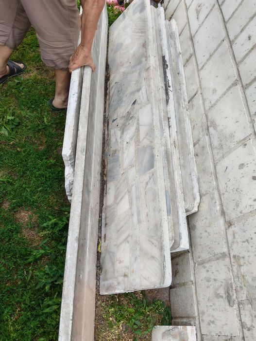 Parapety z lastryka (terrazzo) – 8 szt., różne wymiary
