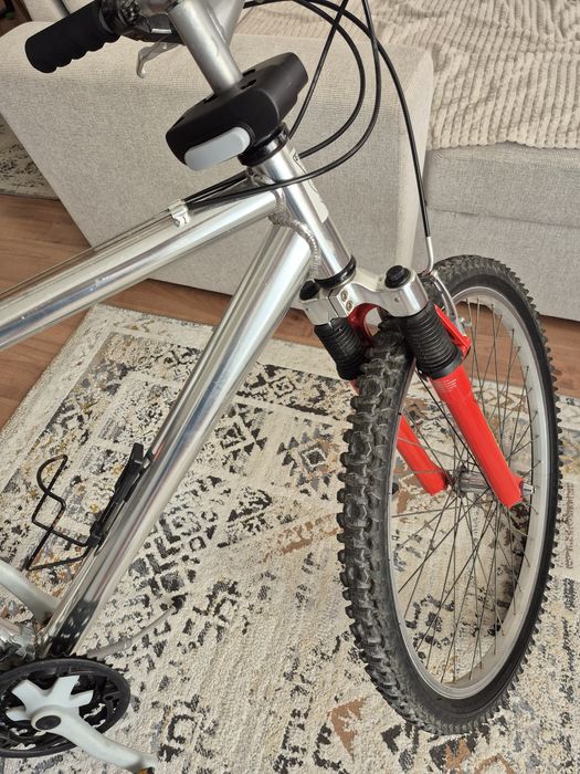 Bicicleta em bom estado! Só andar!