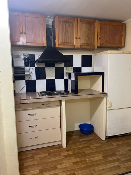 Продаж кімнати в гуртожитку 17м