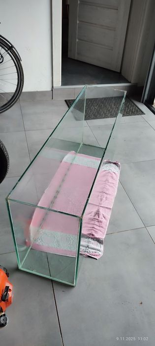 Sprzedam akwarium 180 l