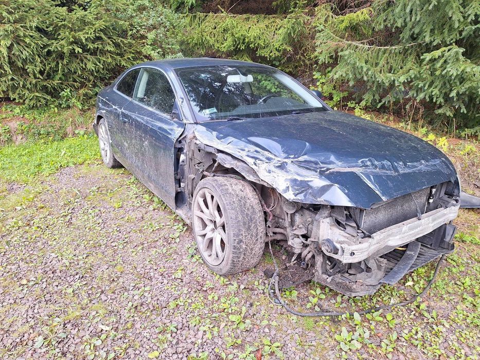 AUDI A5 3.2 FSI V6 / do naprawy
