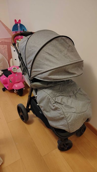 Carrinho de passeio Kinderkraft Large Plus