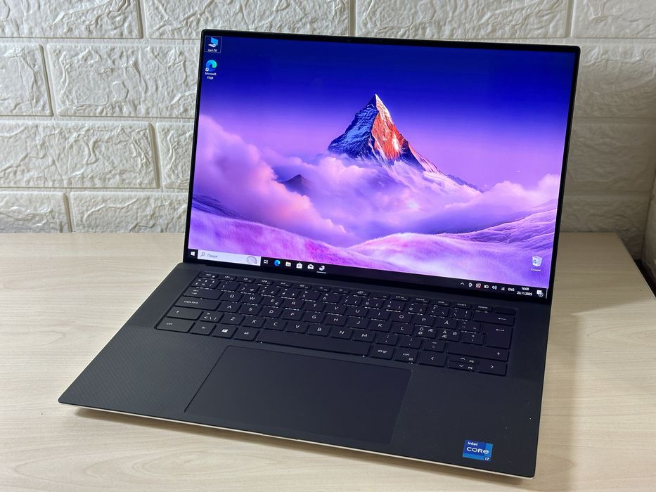 4K Touch! RTX 3050Ti! i7-11800H! Dell XPS 15 9510, 16/1Tb