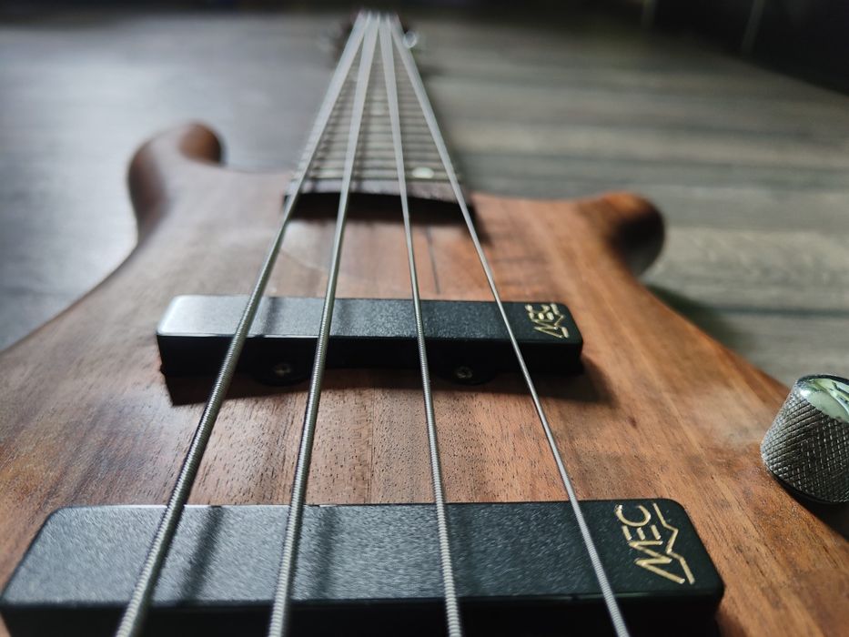 Gitara basowa Mayones BE4 Exotic