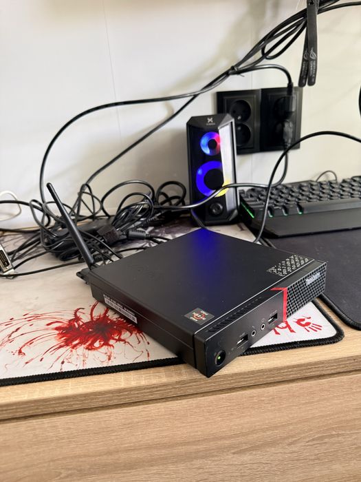 Компьютер ігровий mini Lenovo Ryzen 3 16ddr ssd 256 Vega8 4 gb WiFi