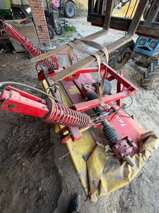 Kosiarka czołowa dyskowa 2.6 m Unia Famarol