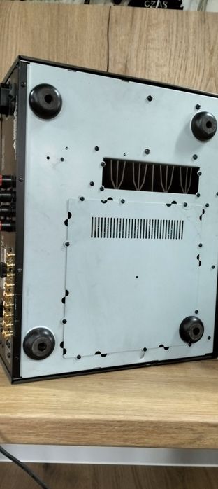 Amplituner NAD C720 BEE