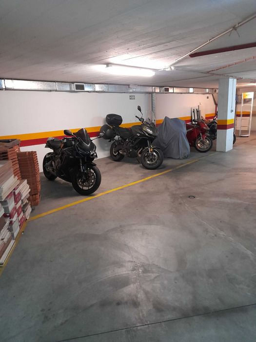 Parqueamento Mota Amadora