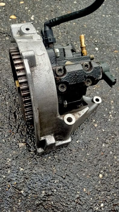 Pompa wtryskowa peugeot 307 2.0 HDi