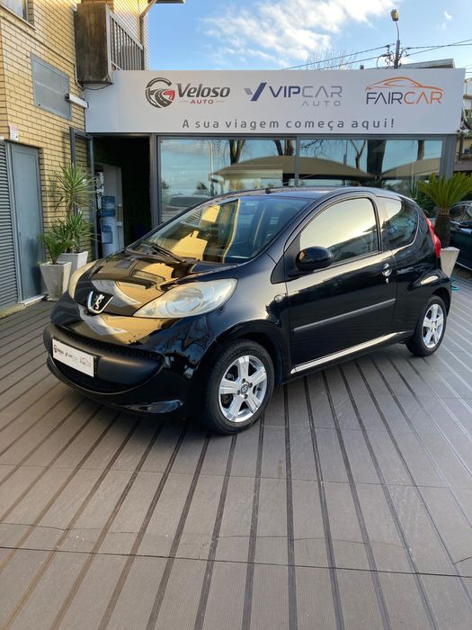 Peugeot 107 - citadino a diesel muito económico