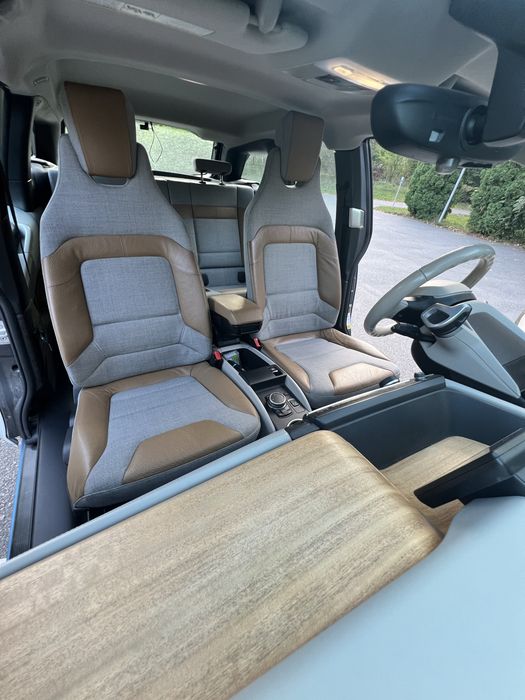 BMW i3 (REX) електричний (гібридний)
