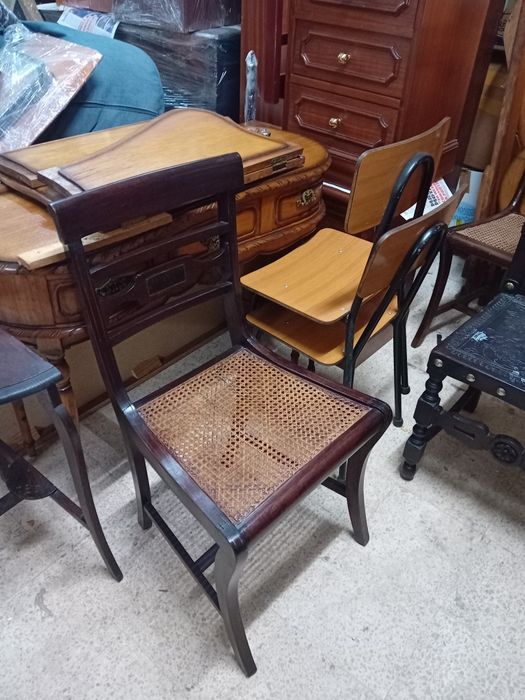 Vendo cadeiras e cadeiroes