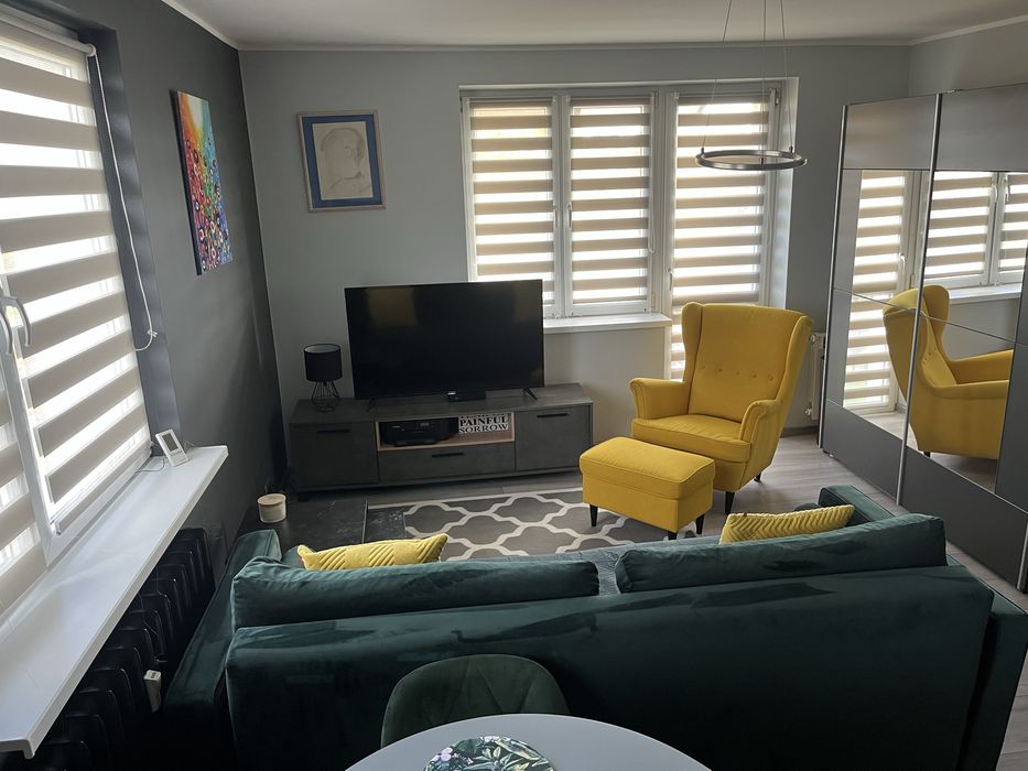 Trzypokojowe mieszkanie po generalnym remoncie.