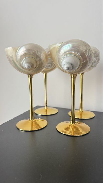 Kieliszki muszle masa perłowa złota stópka do szampana drinków NOWE