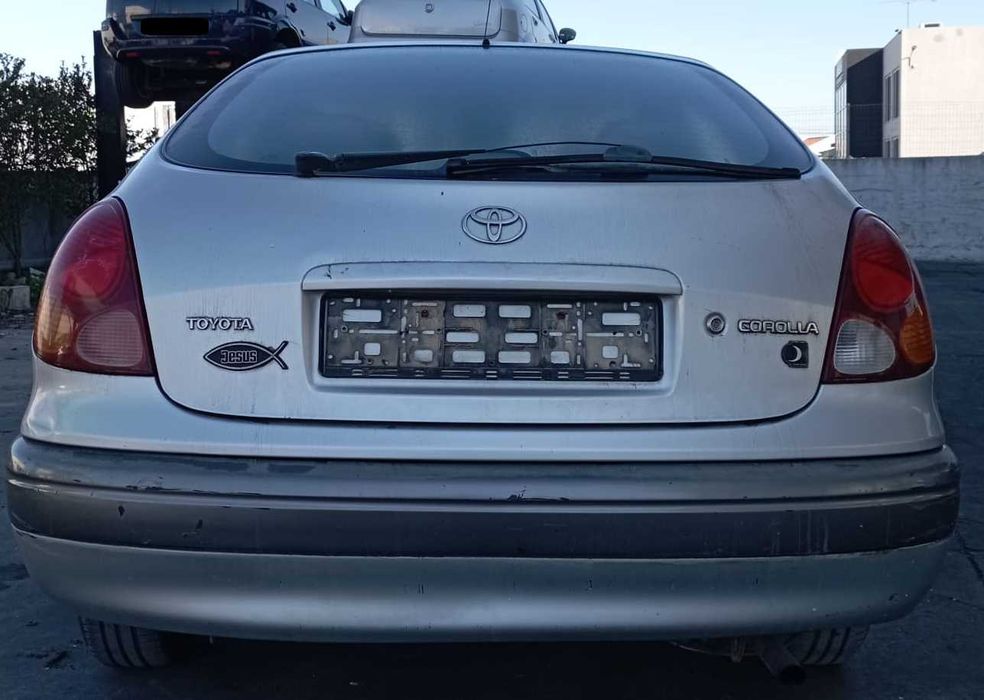 Toyota Corolla para peças