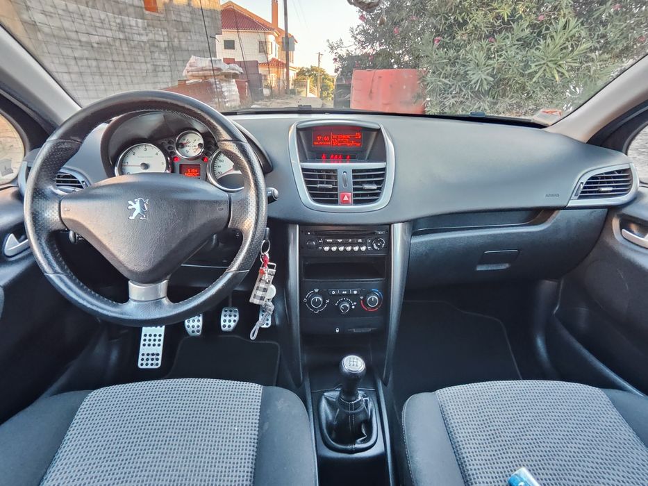 Peugeot 207 HDI 1.4 Sportium