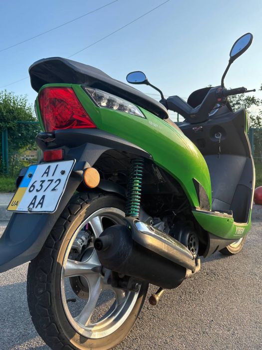 Мопед YIBEN 150 скутер Yiben 150 YB150T-11