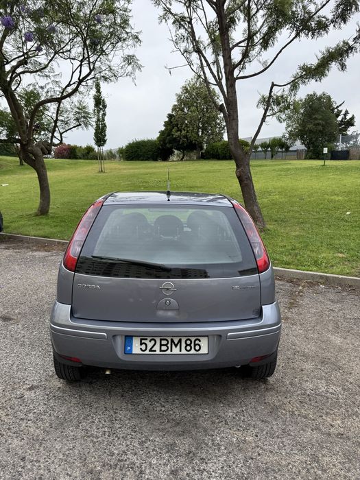 Opel corsa c joy