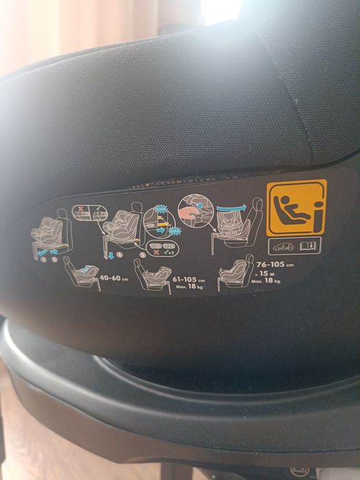 Fotelik samochodowy Maxi Cosi I-size z baza