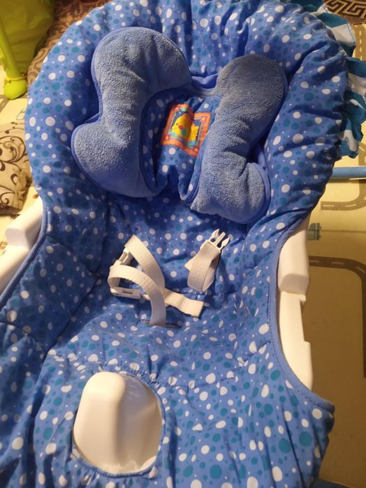 Продам заколихуючий центр для немовляти.