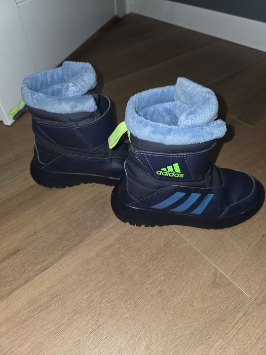 34番1、35番2、37番3、38番1 Śniegowce adidas rozmiar 32, ciepłe, wodoodporne Czekanów • OLX.pl
