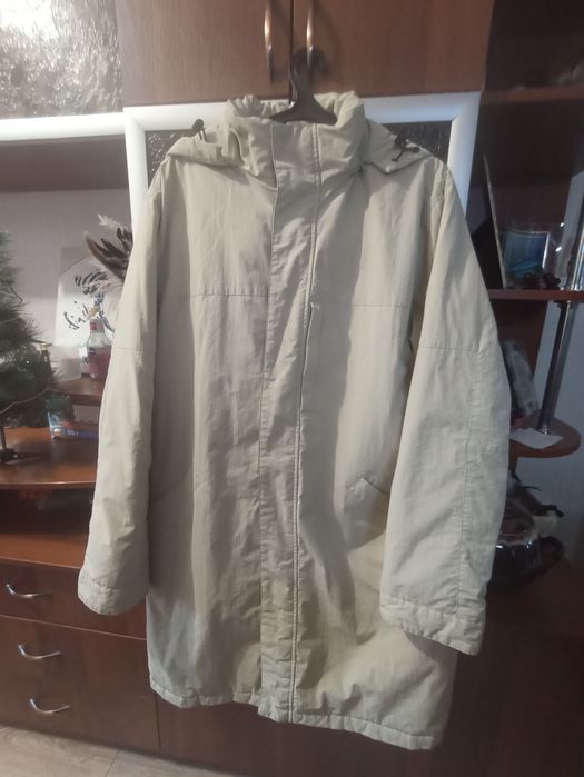 Плащ чоловічий бежевий з капюшоном