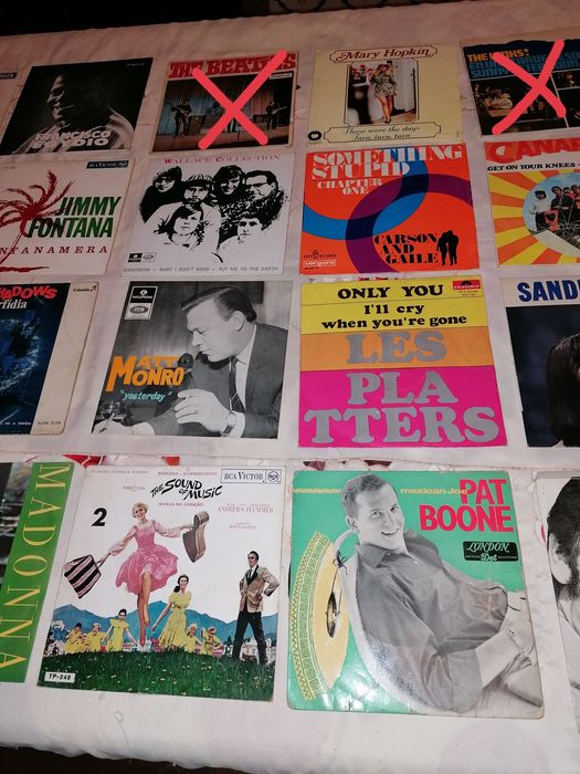 Discos vinil: singles e LP's antigos