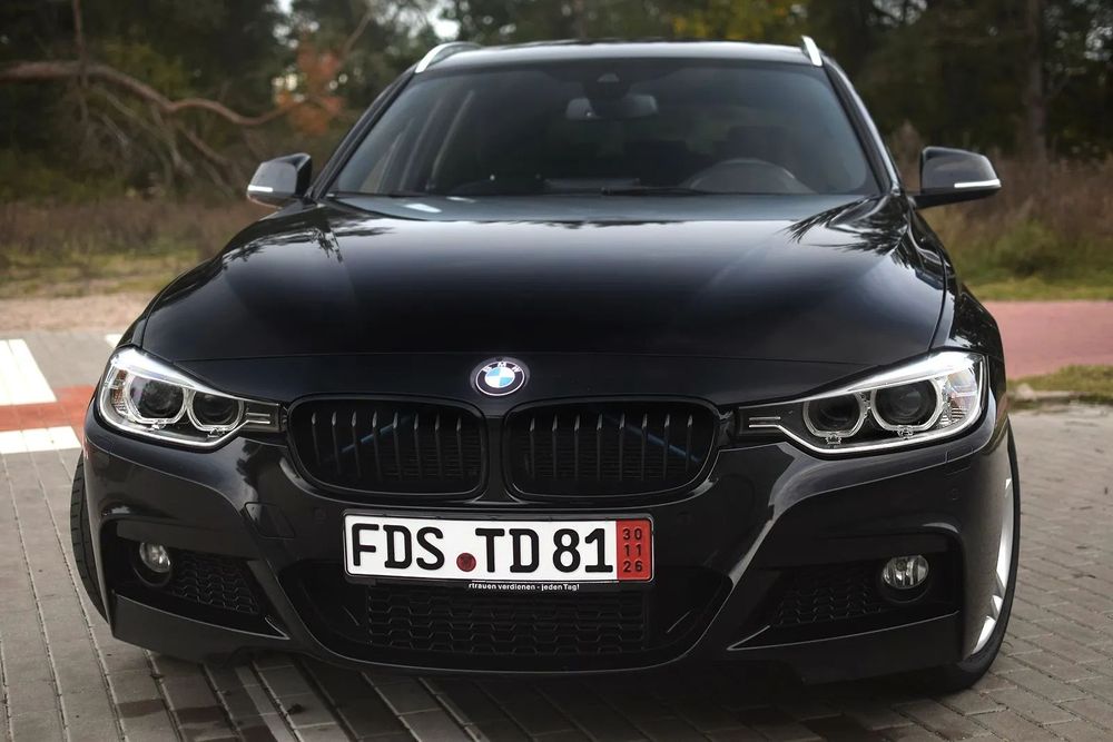 BMW Seria 3 320d M-Pakiet * x-drive * Niski przebieg * Org. Lakier * Perfekcyjna!!
