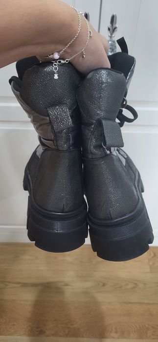 Buty Venezia 39 botki