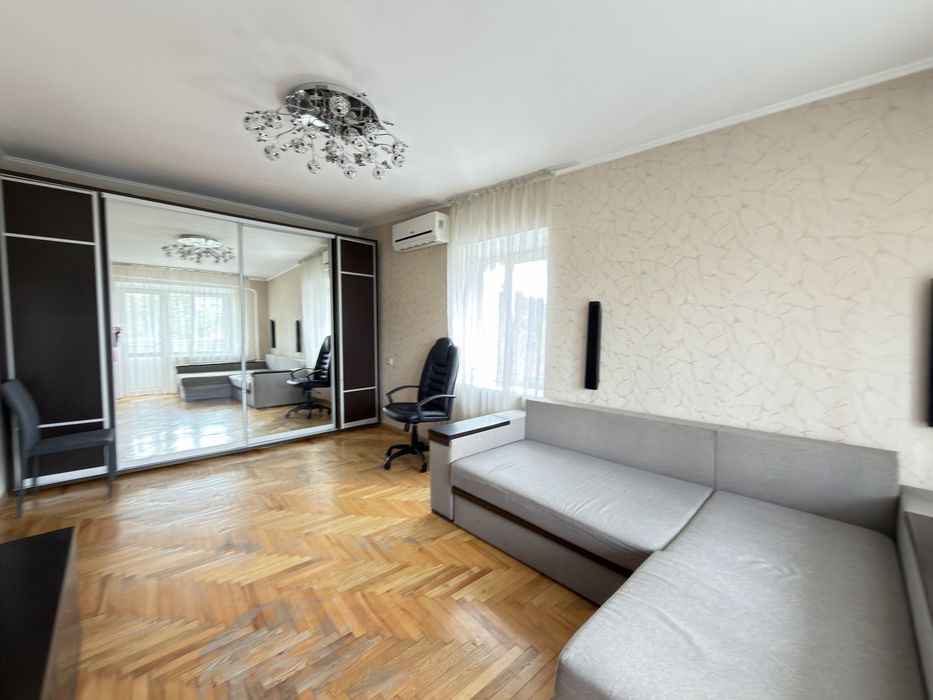 Здам 1 кк вул.Вишгородська, 44