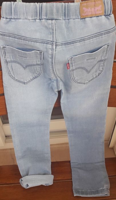 Calças Levis menina 2 anos