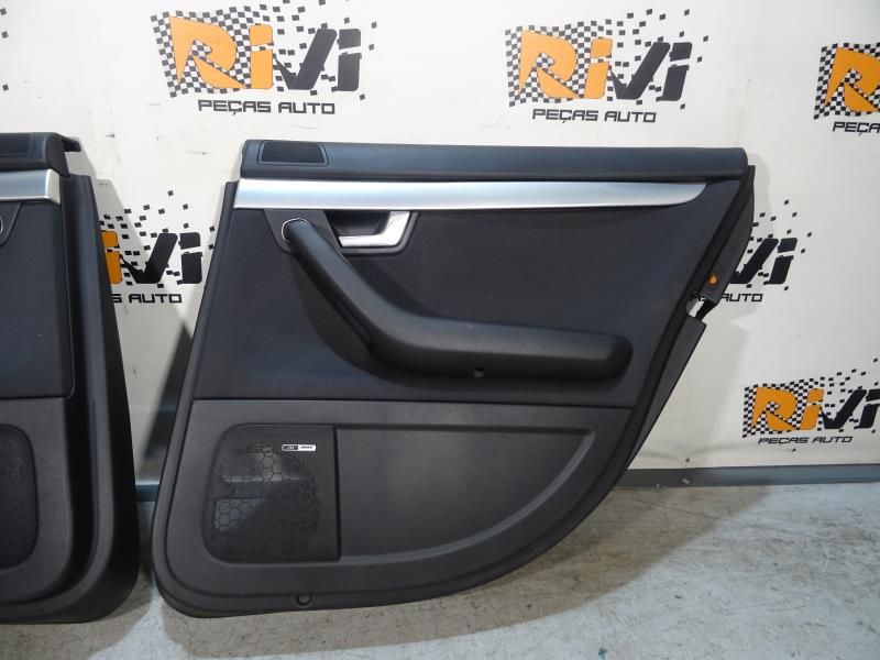 Forra / revestimento genérico AUDI A4 (8EC, B7)