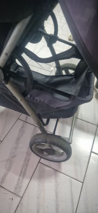 Carrinho de bébé...BabyCare