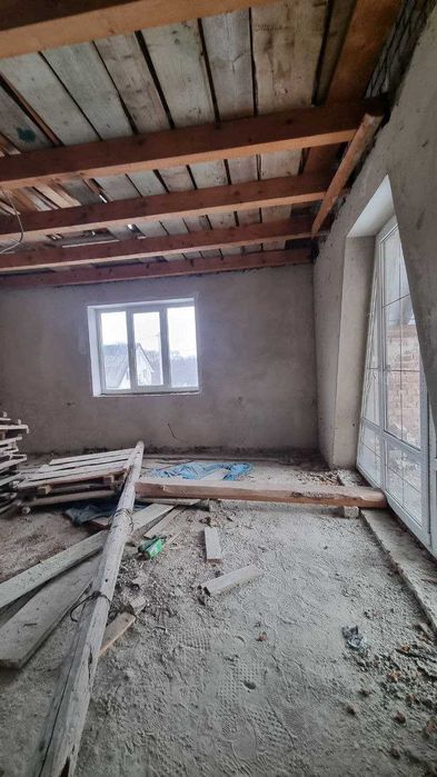 Продається просторий приватний будинок в Івано-Франківську