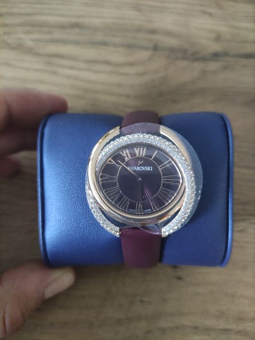 Nowy zegarek Swarovski Duo kryształki skórzany pasek
