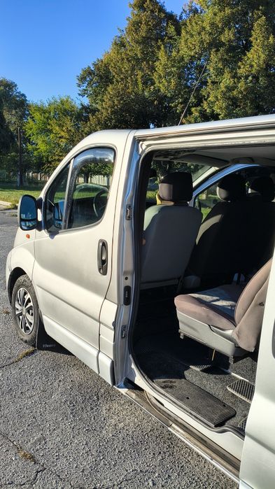 Opel Vivaro 2.5 tdi