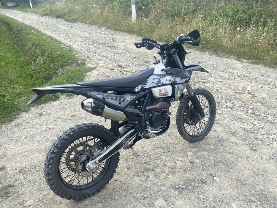 Продам мотик ESX300 NB