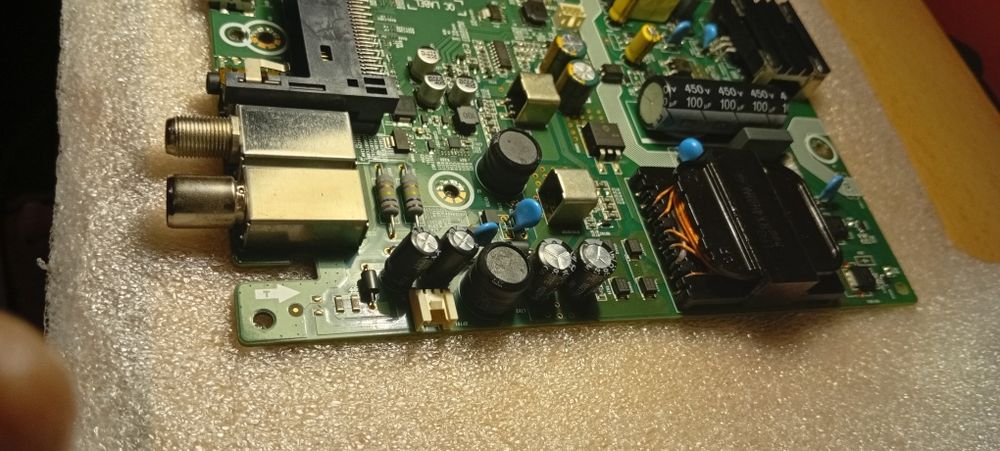 Placa Principal (Main Board) / Fonte Integrada TV Hisense