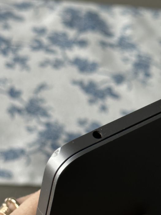 Macbook Pro 512GB 2022 M2 8gb