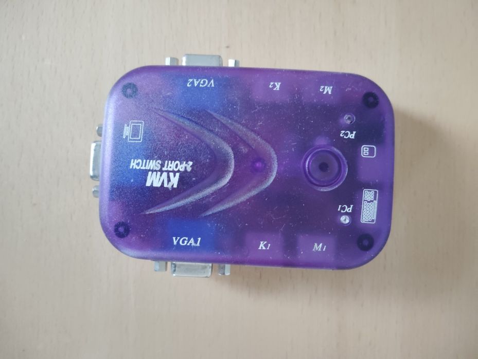 KVM 2-port switch