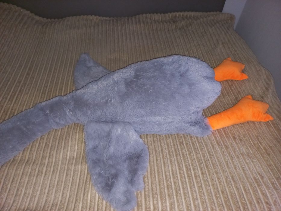 Мягкая игрушка обнимашка гусь 150 см