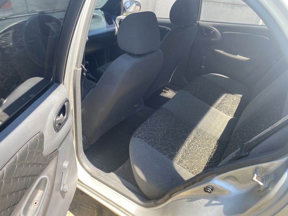 Daewoo Lanos 1.5 газ,бенз