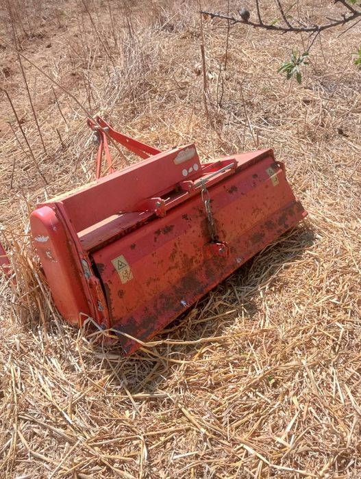 Tractor ISEKI 3210