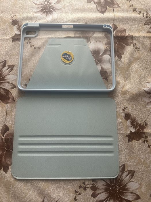 Продам планшет Ipad (A16)