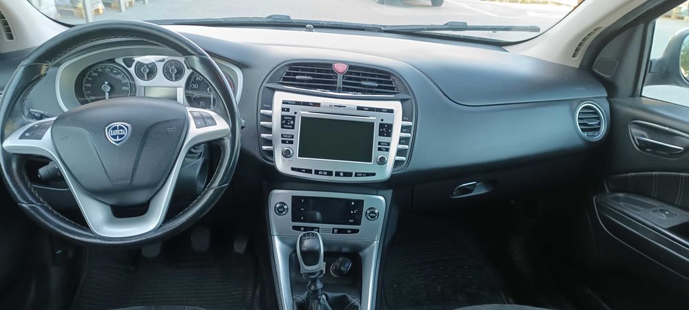 Lancia Delta 2010 rok, 1,4 turbo 140 koni