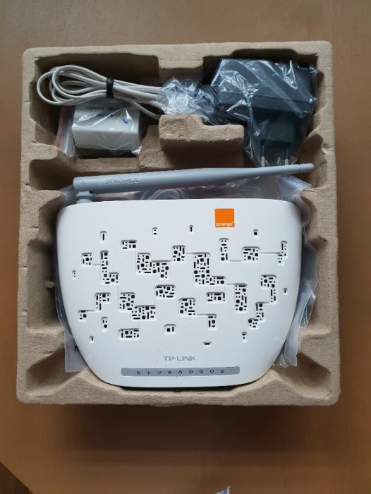 TP-Link Router Orange